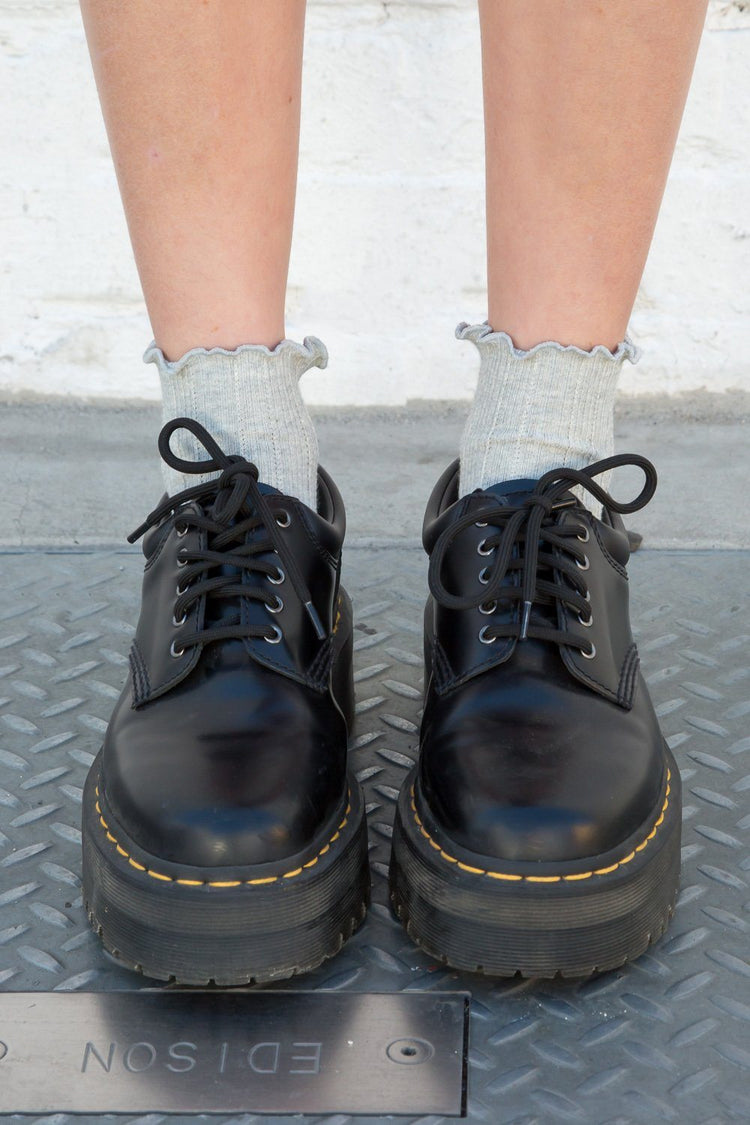 Brandy Melville Ruffle Ribbed Socks