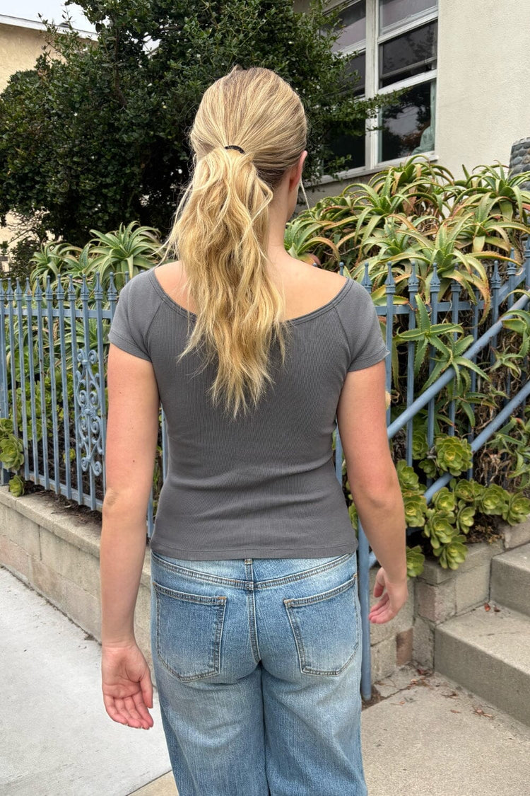 Brandy Melville Zelly Top