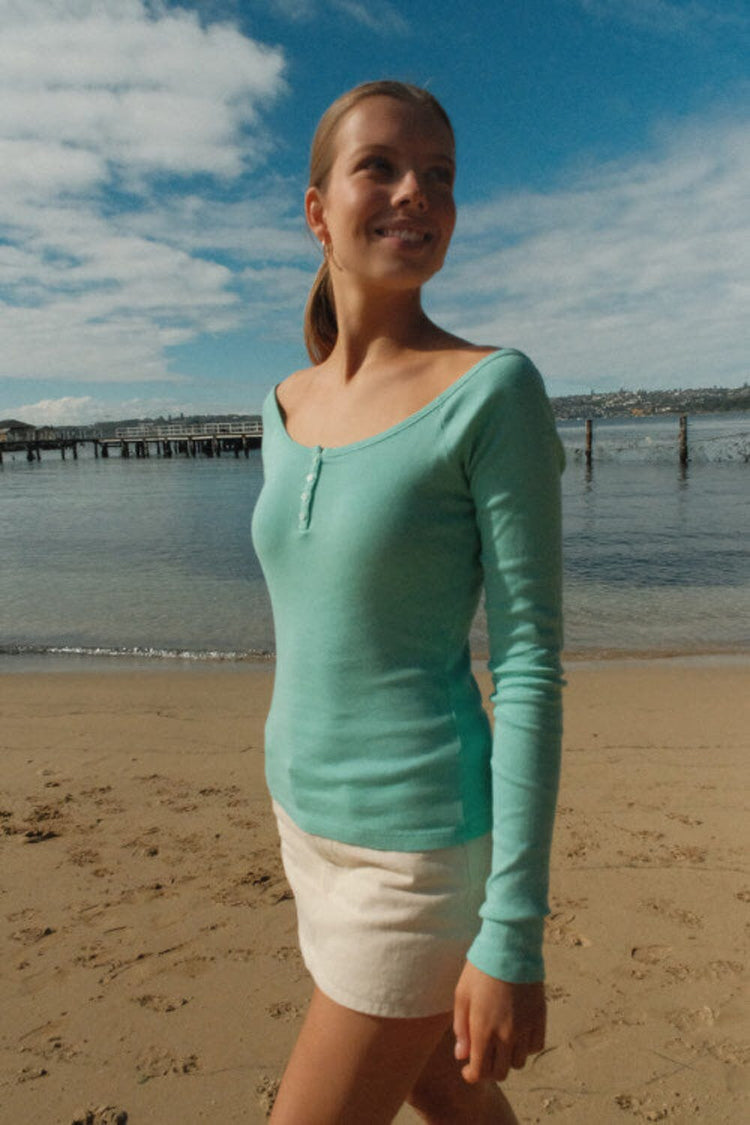 Brandy Melville Zelly Top