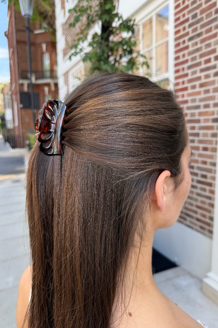 Brandy Melville Hair Shell Clip