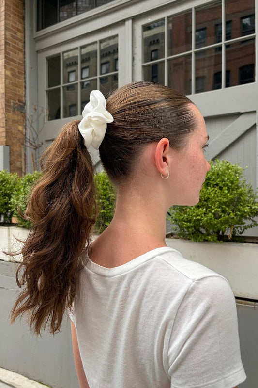 Brandy Melville Ribbed Scrunchie