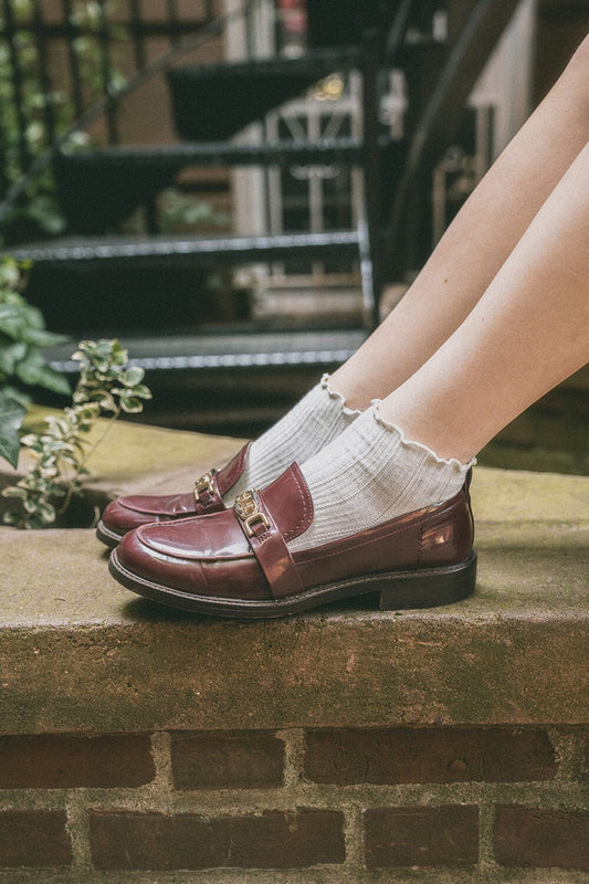 Brandy Melville Ruffle Ribbed Socks