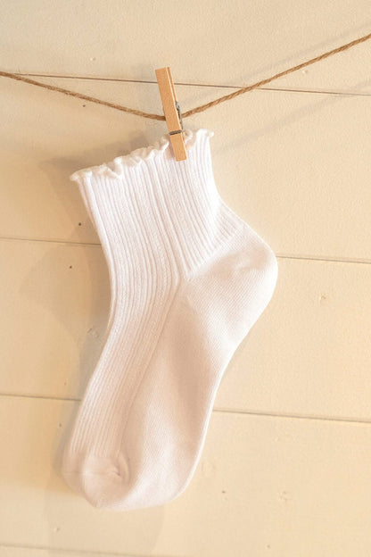 Brandy Melville Ruffle Ribbed Socks